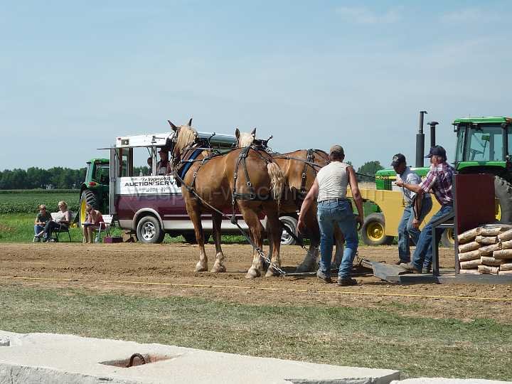 alto-fair-horse-pull-2009-156