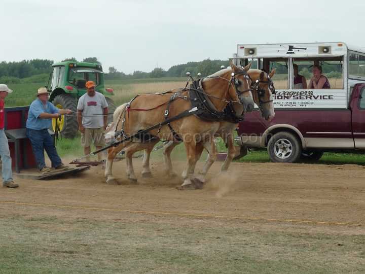 alto-fair-horse-pull-2009-601