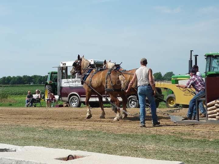 alto-fair-horse-pull-2009-157