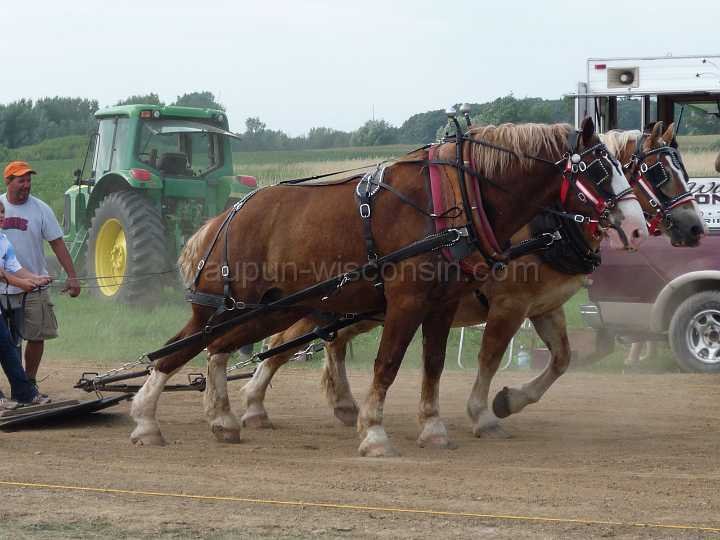 alto-fair-horse-pull-2009-440