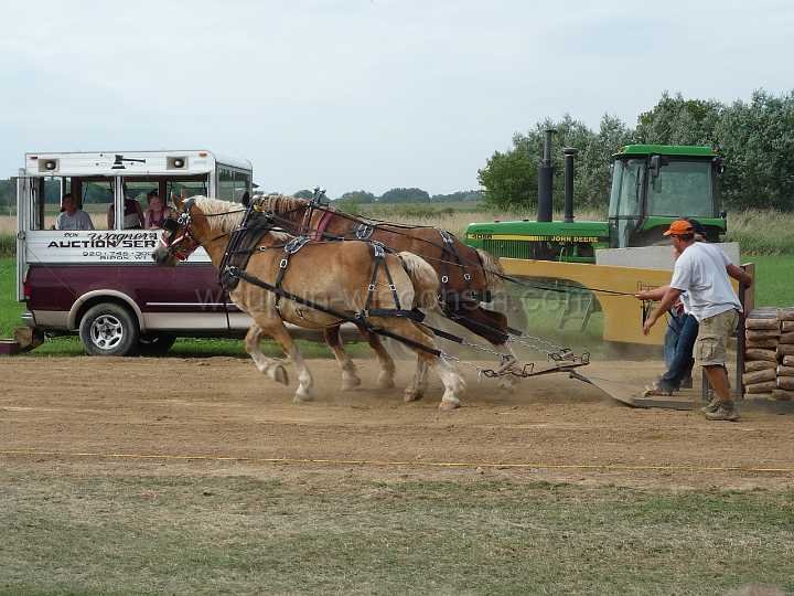 alto-fair-horse-pull-2009-670